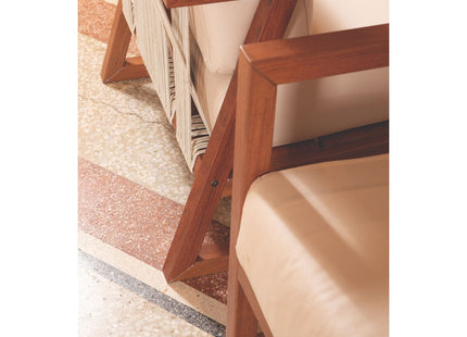 Sillón Tramontina Lanati de Madera de Jatoba  FSC con Respaldo de Cuerdas