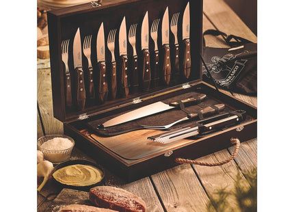Kit para asado Tramontina con Cubiertos Jumbo de Acero Inoxidable, Mango Castaño Polywood con Tabla y Estuche de Madera, 17 piezas.