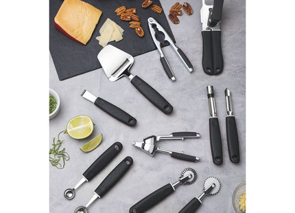 Boleador Tramontina Utilità en Acero Inoxidable con Mango de Polipropileno Negro 2.9 cm