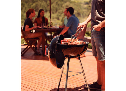 Grill a carbón TCP-450L Tramontina con tapa con termómetro de acero esmaltado, parrilla y utensilios de acero inoxidable.