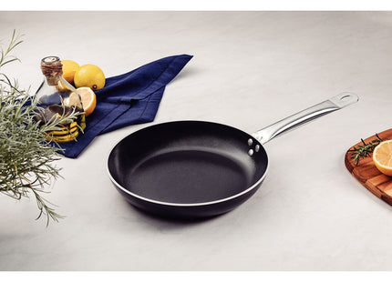 Sartén Tramontina Piemonte en Aluminio con Revestimiento Interno y Externo en Antiadherente Starflon Excellent Negro 25 cm 1.8 L