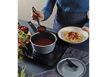 Olla Tramontina Spezia Induction en Aluminio con Revestimiento Interno y Externo en Antiadherente Starflon Excellent Azul Ardosia 18 cm 1.9 L