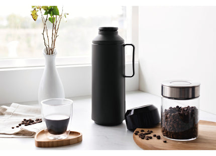 Termo Tramontina Exata en Plástico Negro con Ampolla de Vidrio y Tapa Roscable 1 L