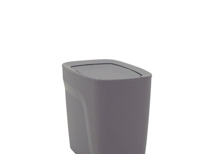 Basurero Tramontina Urban en Polipropileno Gris con Tapa Click 6.5 L