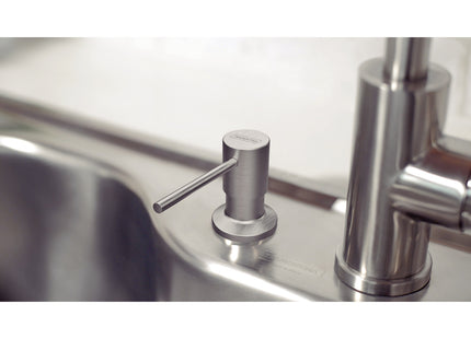 Dispensador de jabón Tramontina de acero inoxidable con recipiente plástico 500 ml