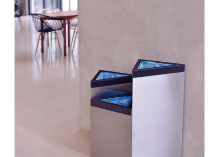 Basurero Tramontina Terni de Acero Inoxidable con Acabado Satinado 50 L